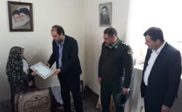 تجلیل از خانواده شهید مبارزه با مواد مخدر در شهرستان نیشابور