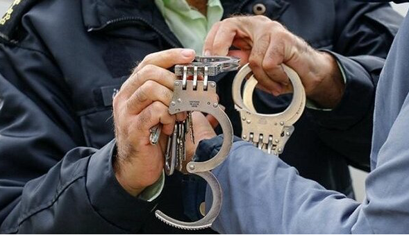 عملیات مشترک پلیس چهارمحال و کهگیلویه؛ توقیف خودرو حامل مواد مخدر