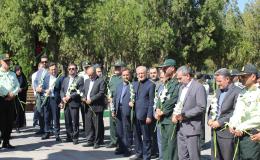 گلباران و عطرافشانی مزار شهدای ارومیه