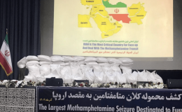 نمایش بزرگترین محموله مواد مخدر قاچاق جنوب شرق کشور
