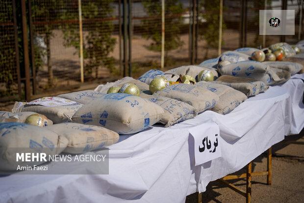 بازداشت 2 قاچاقچی با بیش از 20 کیلوگرم مواد مخدر در مشهد