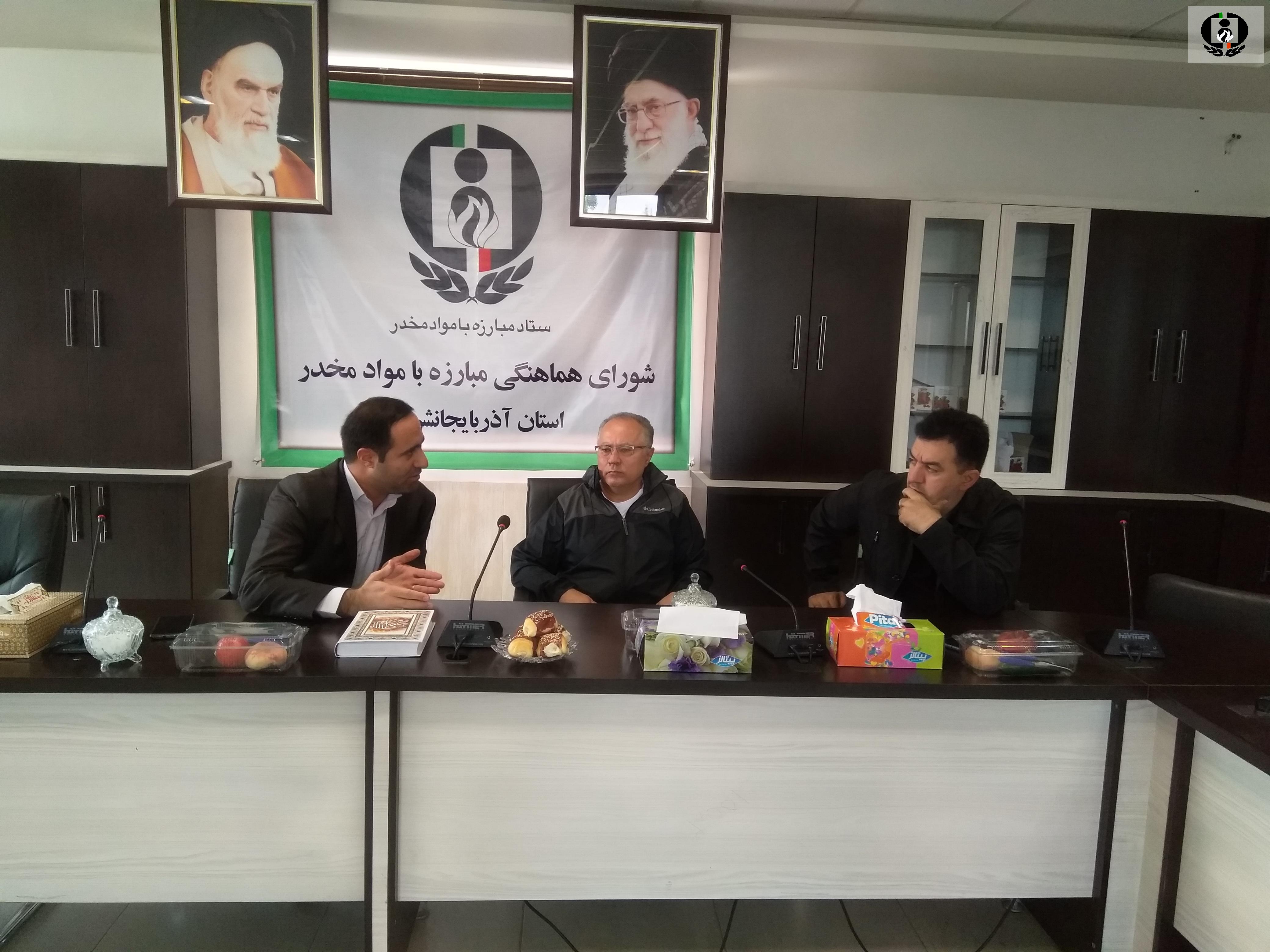ضرورت استفاده از ظرفیت صاحب نظران و اساتید دانشگاه در امر مبارزه با مواد مخدر&rlm;