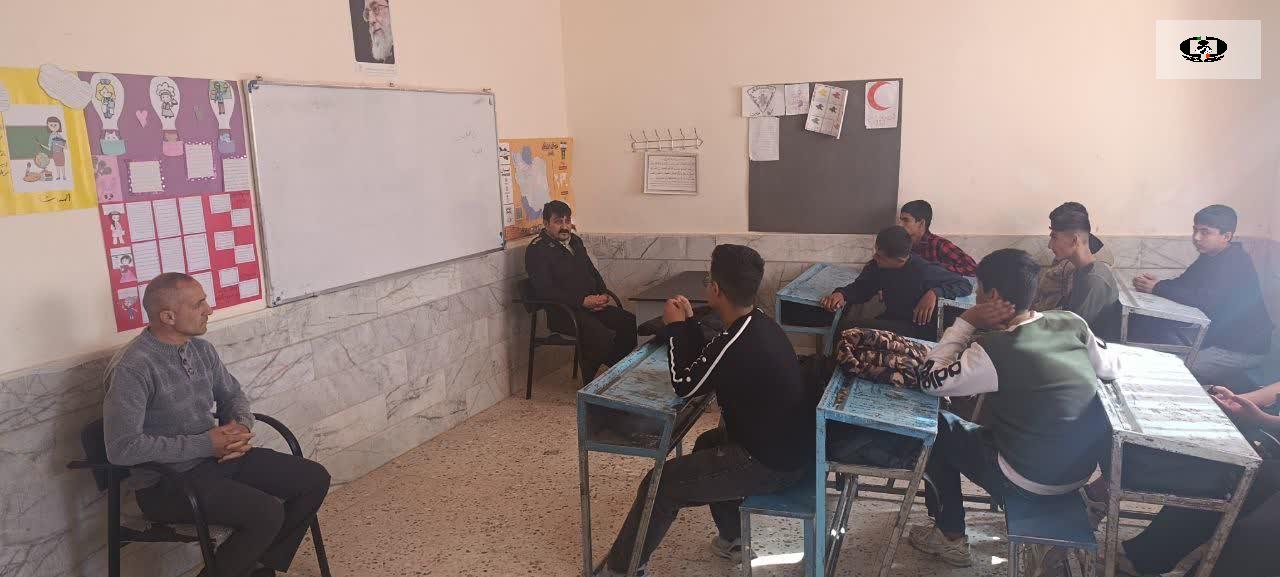 برگزاری کارگاه پیشگیری از اعتیاد در دبیرستان شهید کاشانی سملقان