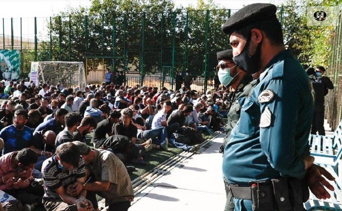 بازداشت و جمع&zwnj;آوری بیش از ۶۰ معتاد و خرده&zwnj;فروش مواد مخدر در مرودشت