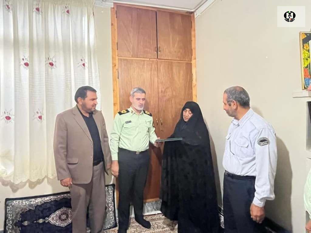 دیدار با خانواده شهید مبارزه با موادمخدر استان مازندران