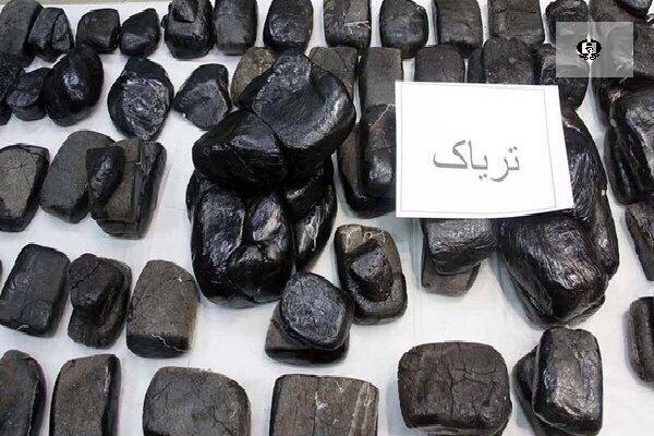 هوشمندی مأموران ایست و بازرسی در کشف بیش از ۵۰ کیلو تریاک