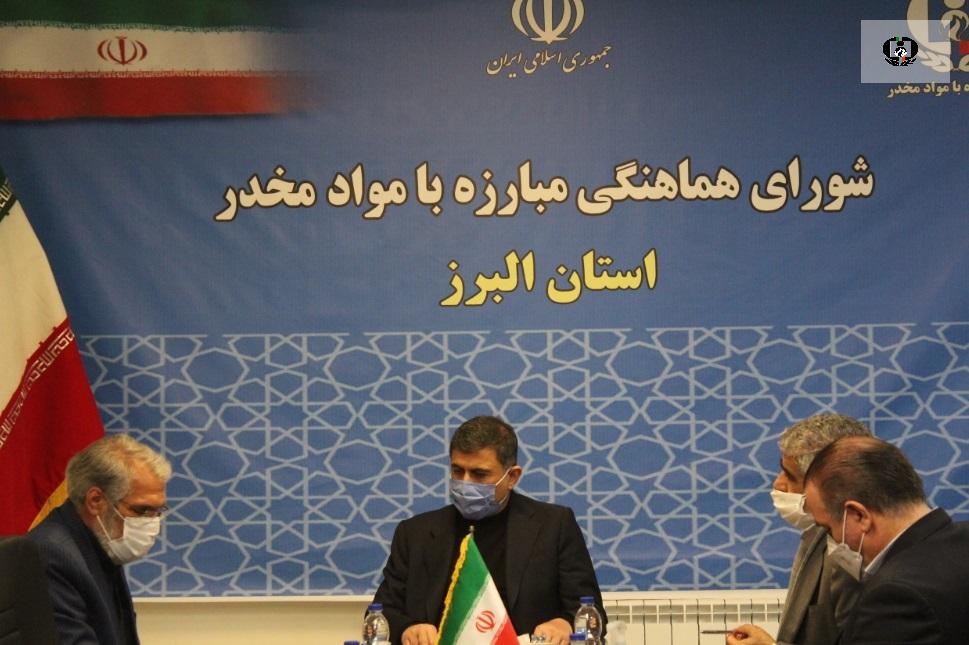 مسئولین در پیشگیری از آسیب&zwnj;های اجتماعی تلاش کنند