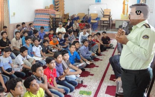 آگاه&zwnj;سازی دانش&zwnj;آموزان آرادانی درباره خطرات مواد مخدر