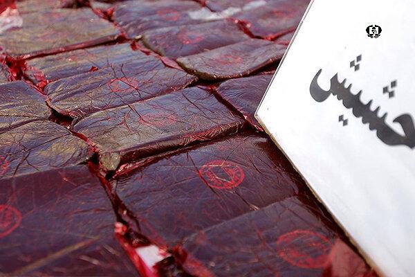 توقیف خودرو با 19 کیلو حشیش