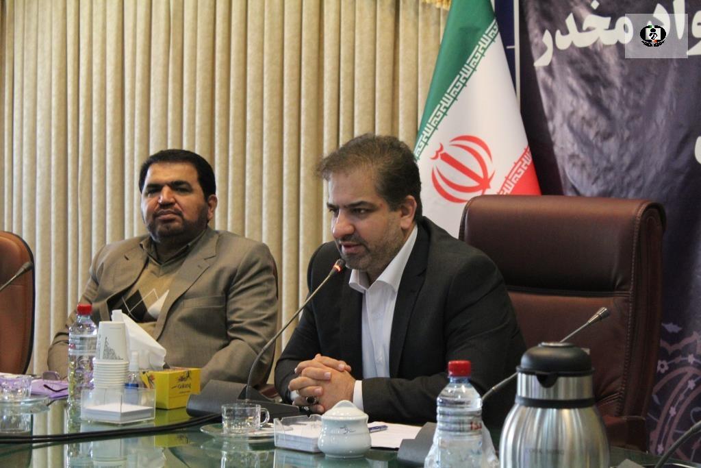 از ظرفیت عظیم اساتید دانشگاهی و پژوهشگران در پیشگیری از اعتیاد استفاده شود