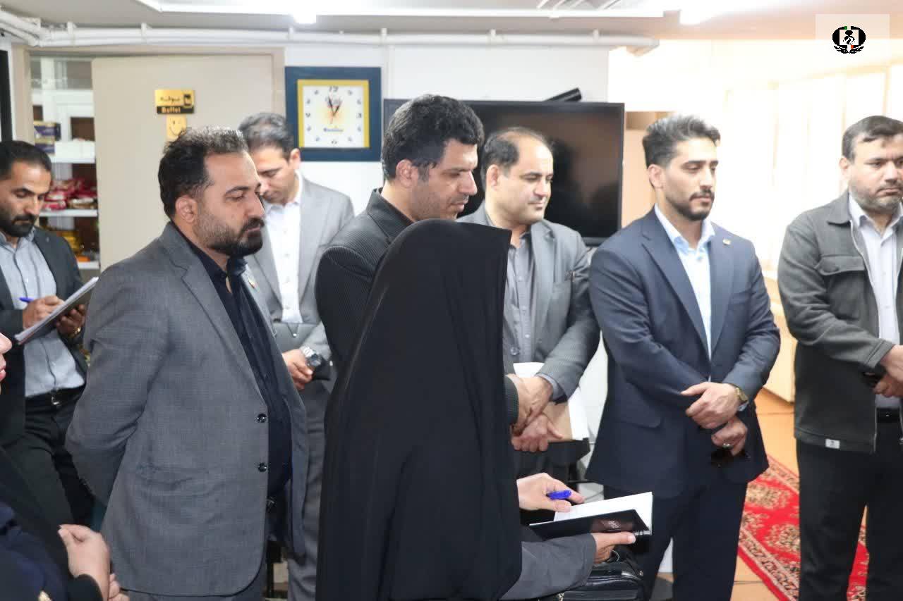 بازدید مسئولان استان مرکزی از مرکز نگهداری، درمان و کاهش آسیب بانوان/ گامی برای ارتقای خدمات