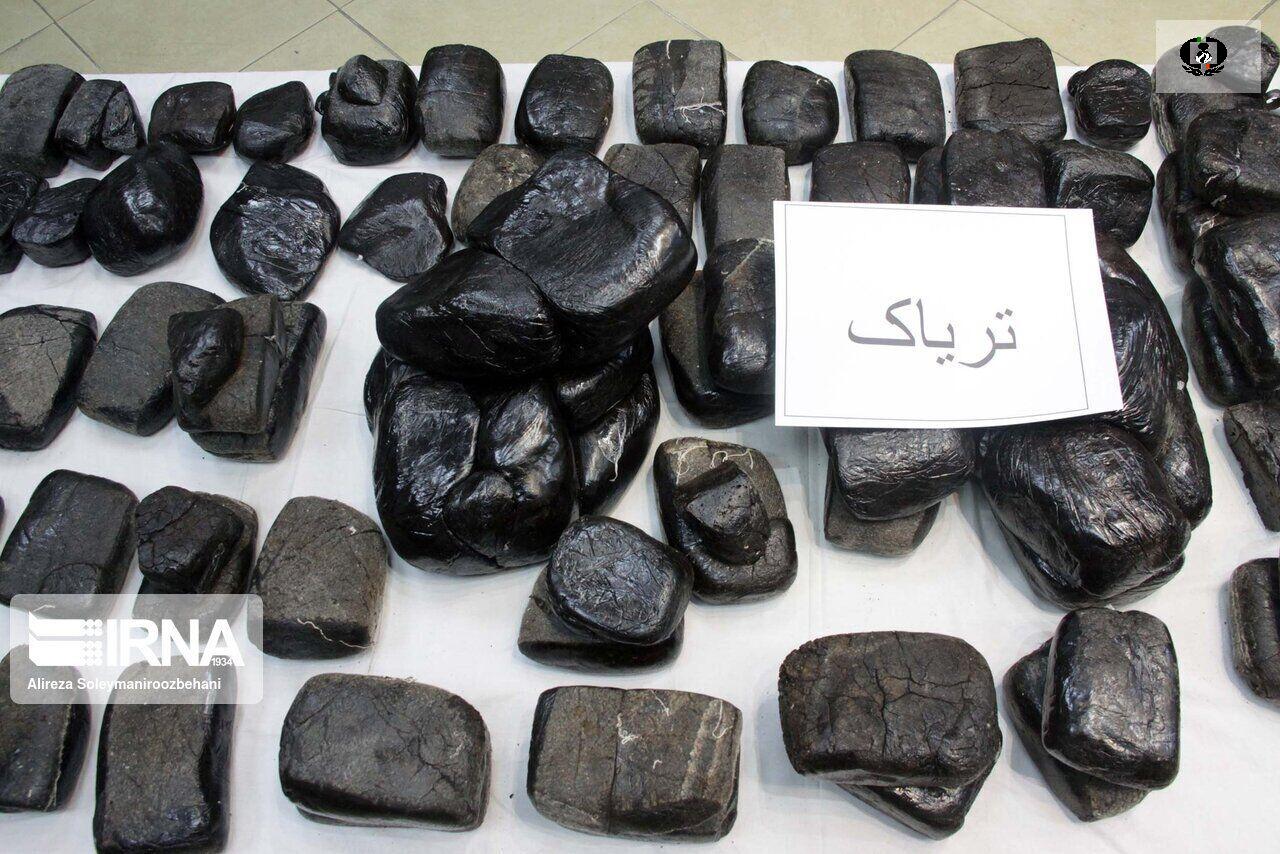 کشف ۲۰۰ کیلو تریاک از یک دامداری در شیراز
